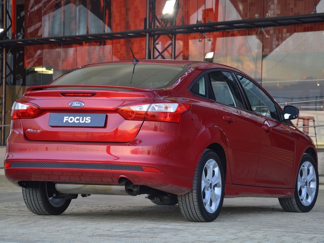 Ford Focus Sedan Foto 17