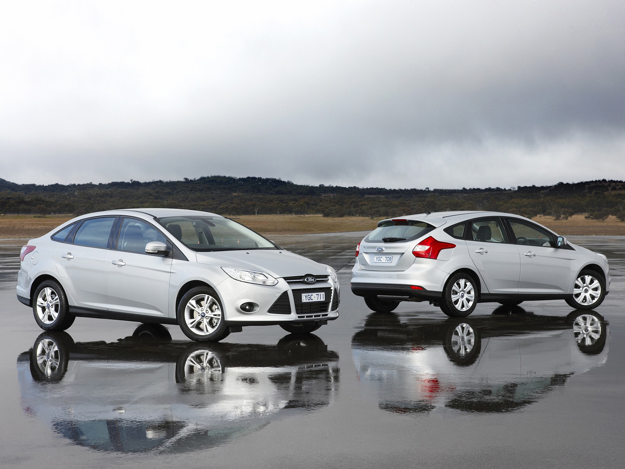 Ford Focus Sedan photo 19