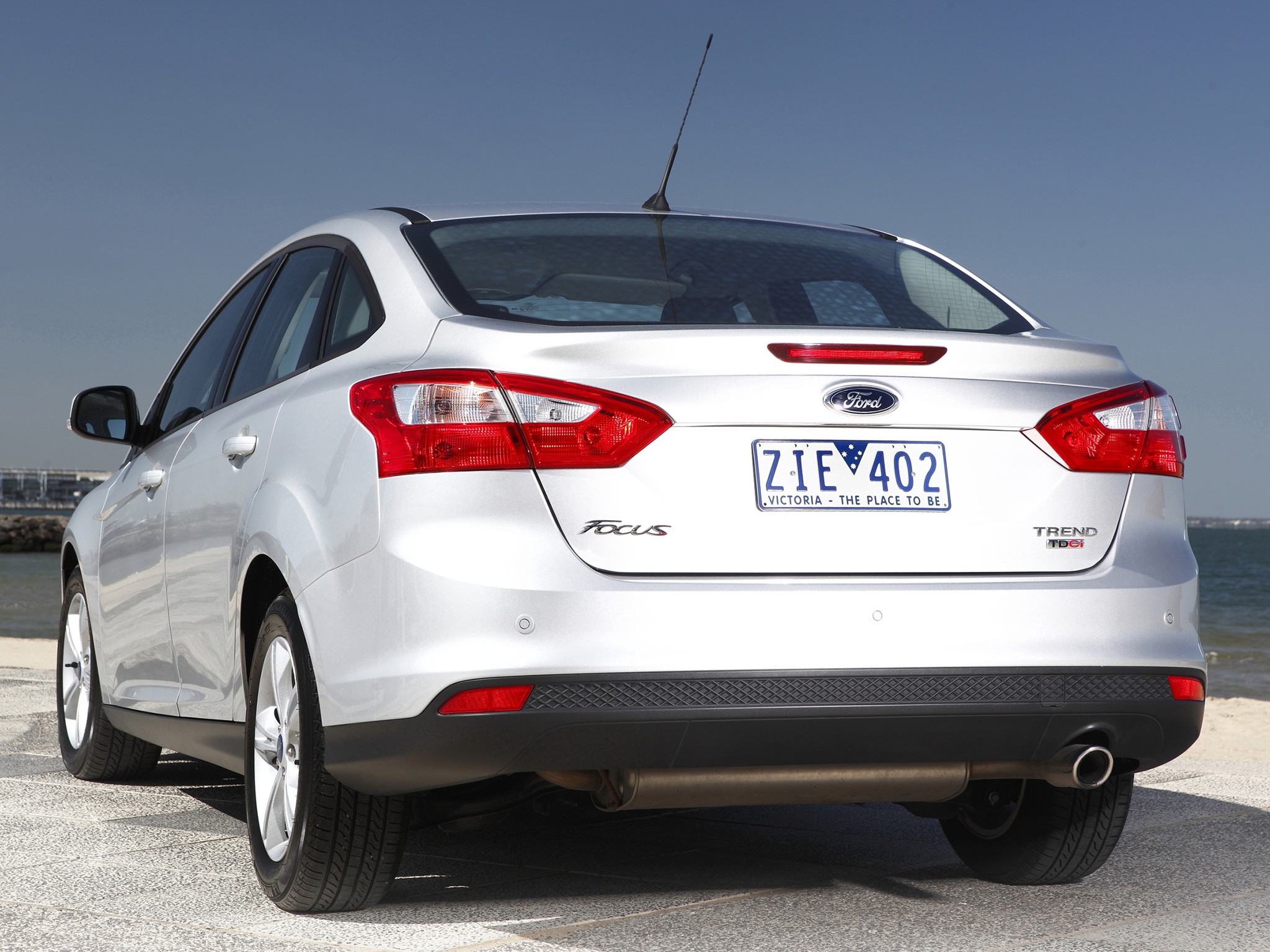 Ford Focus Sedan photo 28