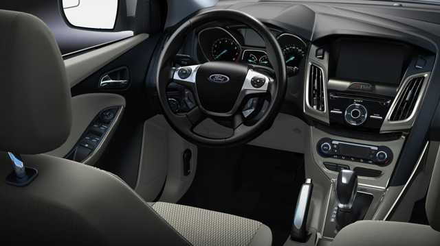 Ford Focus Sedan Foto 33