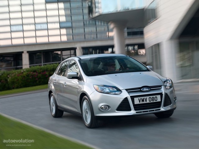 Ford Focus Sedan Foto 5