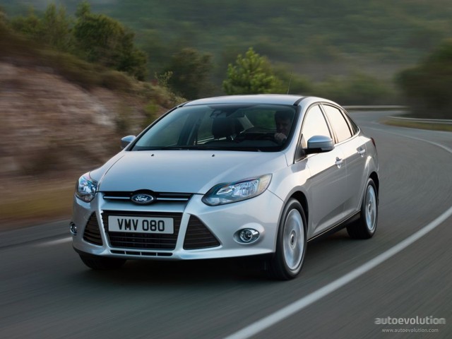 Ford Focus Sedan Foto 9