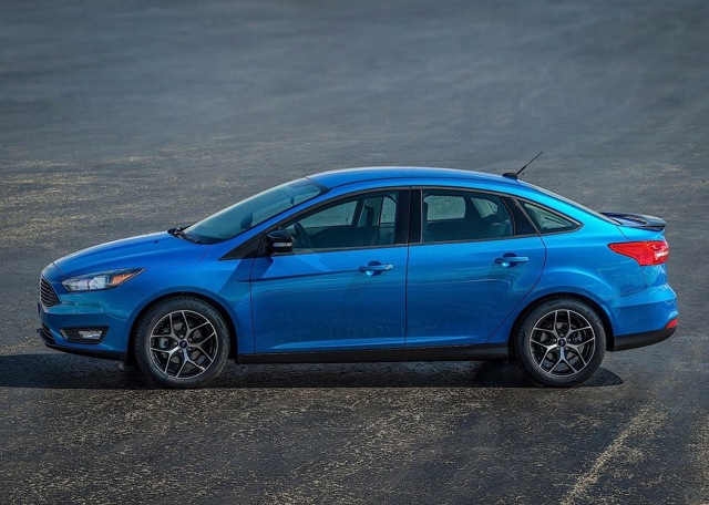Ford Focus Sedan Foto 8