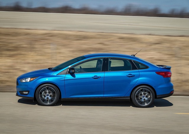 Ford Focus Sedan Foto 9