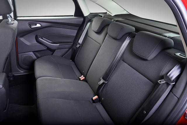 Ford Focus Sedan Foto 51
