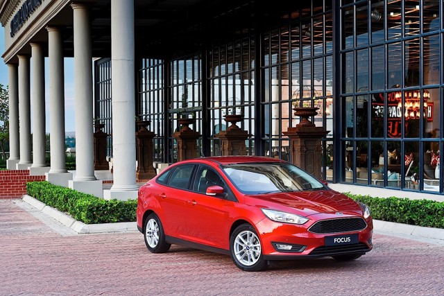 Ford Focus Sedan Foto 24