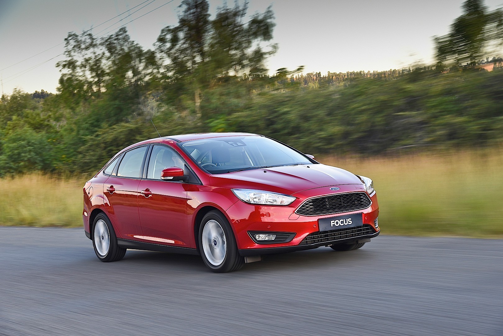 Ford Focus Sedan photo 38