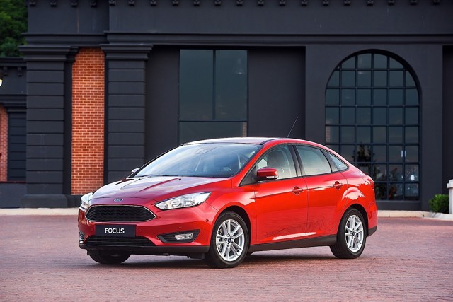Ford Focus Sedan Foto 39