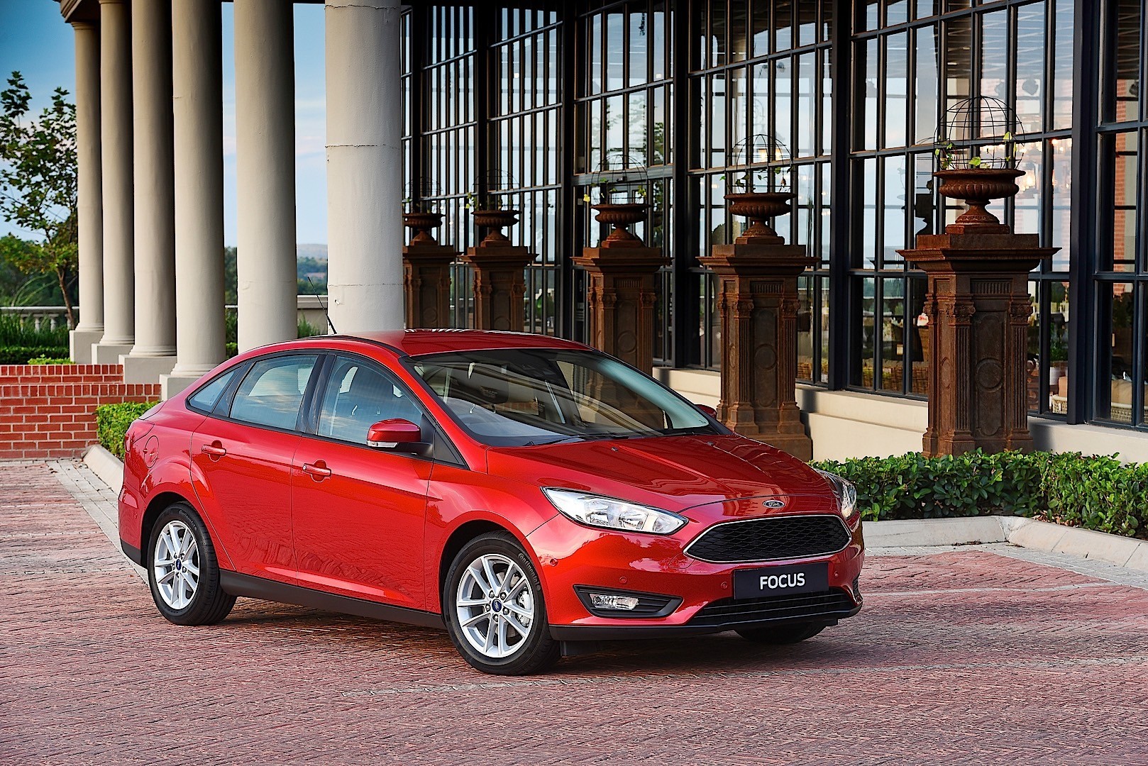 Ford Focus Sedan photo 41