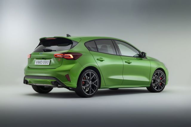 Ford Focus St 5 Doors photo 2
