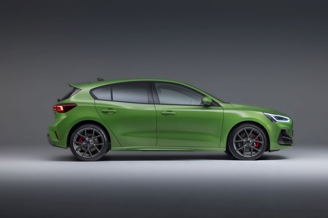 Ford Focus St 5 Doors photo 3