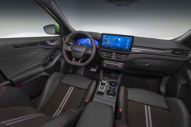 Ford Focus St 5 Doors photo 9
