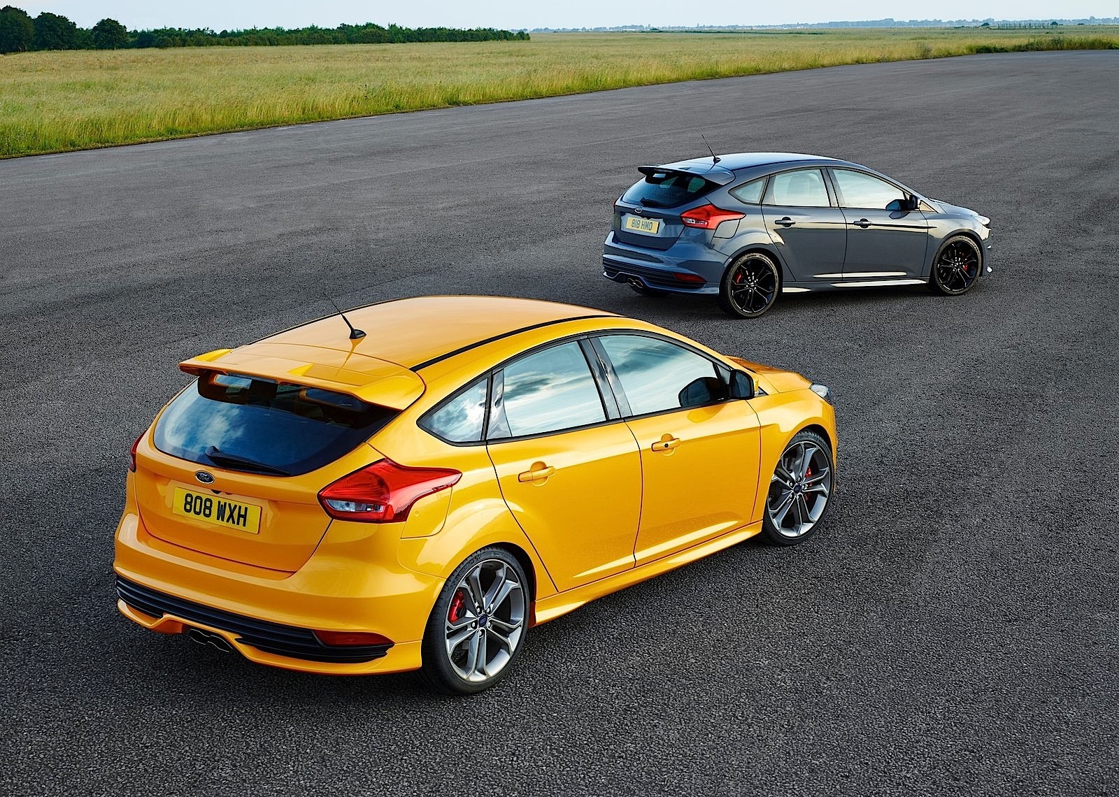 Ford Focus St 5 Doors photo 2