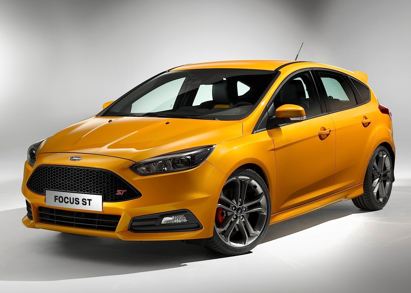Ford Focus St 5 Doors photo 3