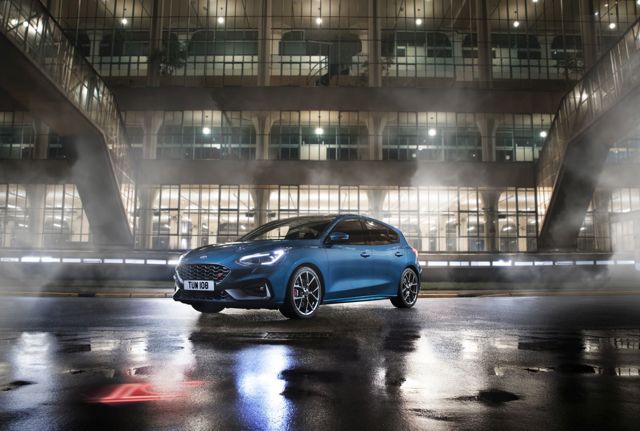 Ford Focus St 5 Doors photo 2