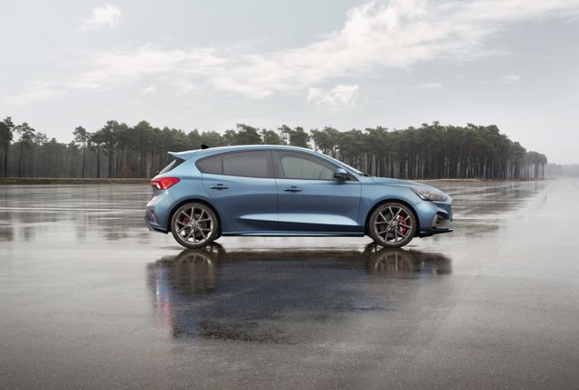 Ford Focus St 5 Doors photo 14