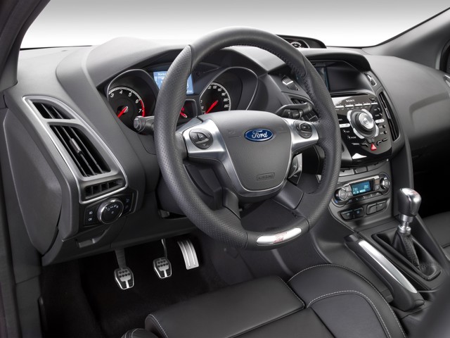 Ford Focus St Wagon photo 26