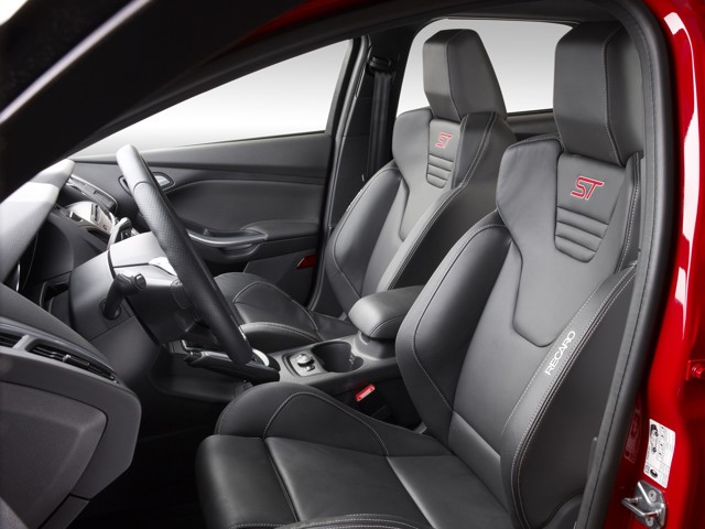 Ford Focus St Wagon photo 27