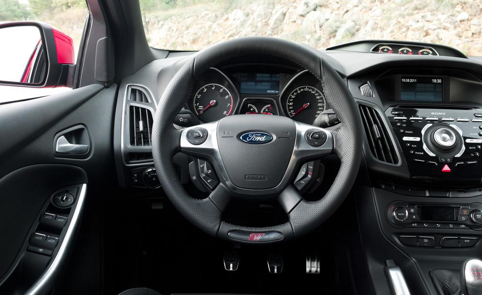 Ford Focus St Wagon photo 24