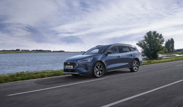 Ford Focus Wagon photo 6