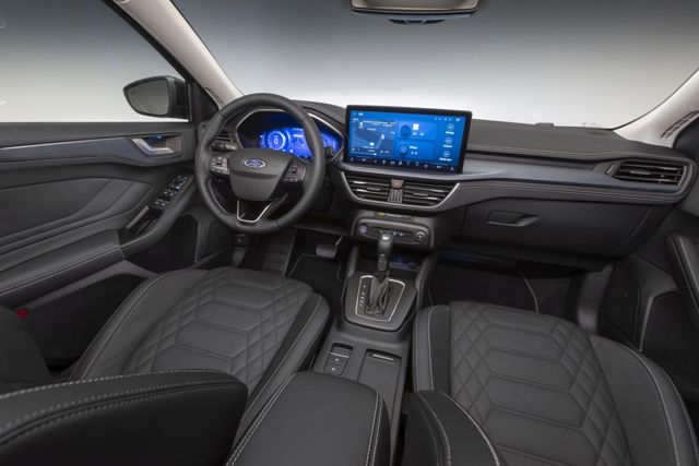 Ford Focus Wagon photo 8