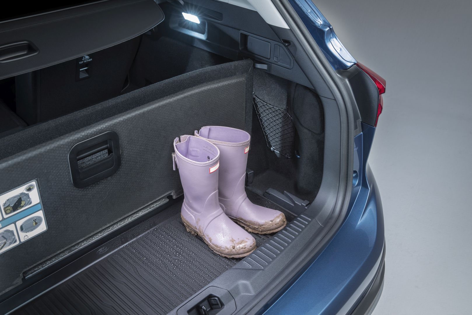 Ford Focus Wagon photo 9