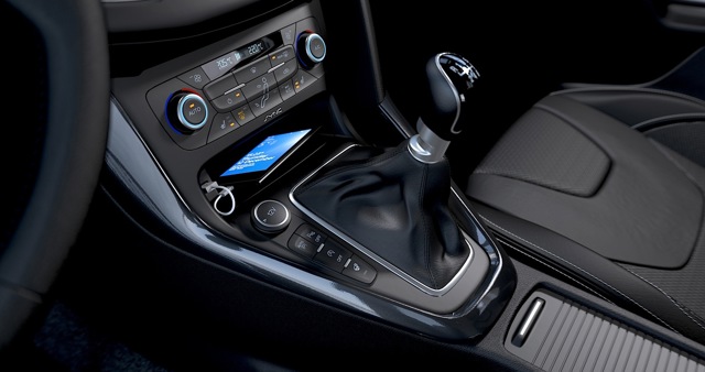 Ford Focus Wagon photo 39