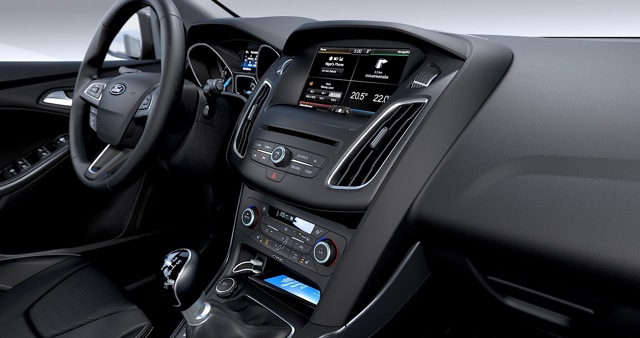 Ford Focus Wagon photo 30