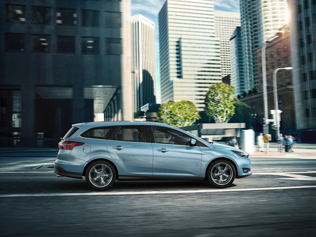 Ford Focus Wagon photo 8