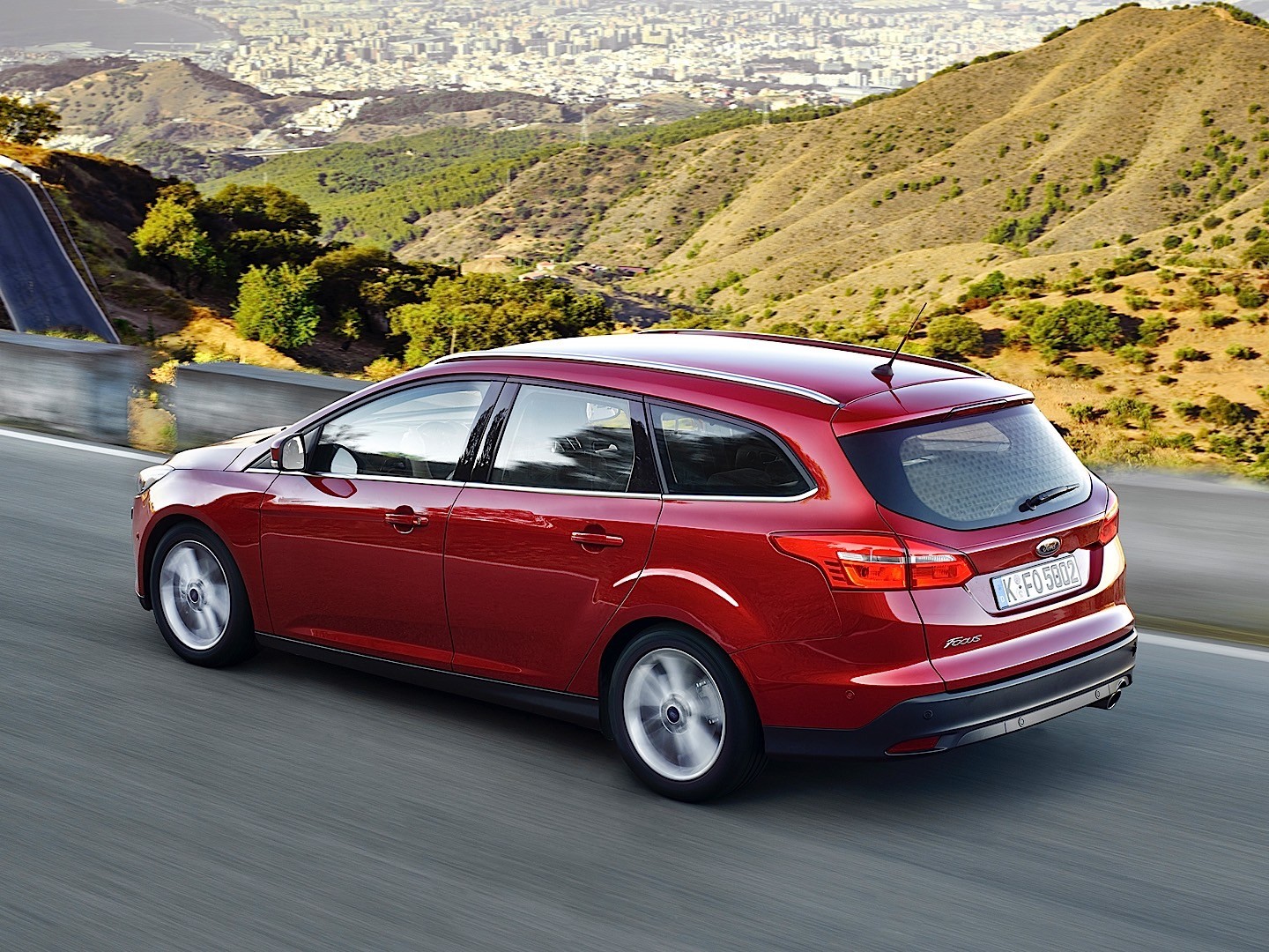 Ford Focus Wagon photo 22