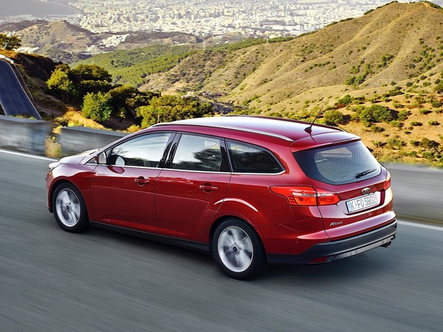 Ford Focus Wagon photo 22
