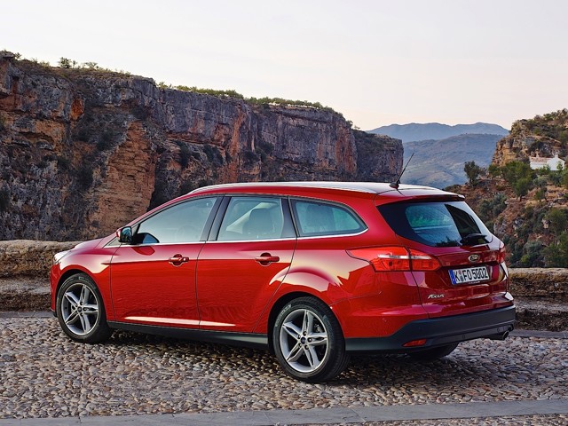 Ford Focus Wagon photo 26