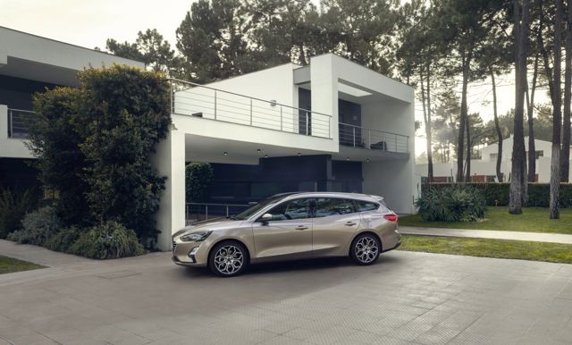 Ford Focus Wagon foto 5