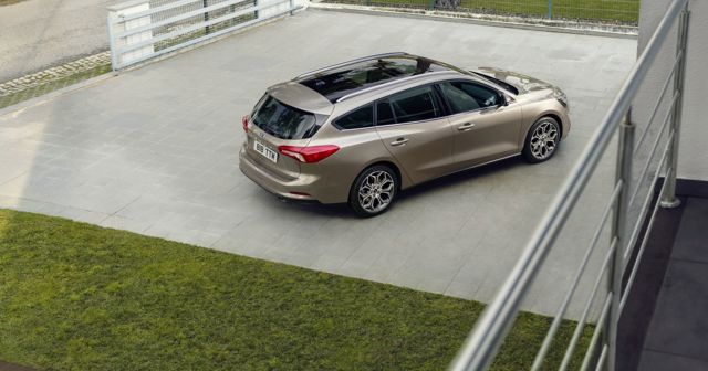 Ford Focus Wagon foto 6