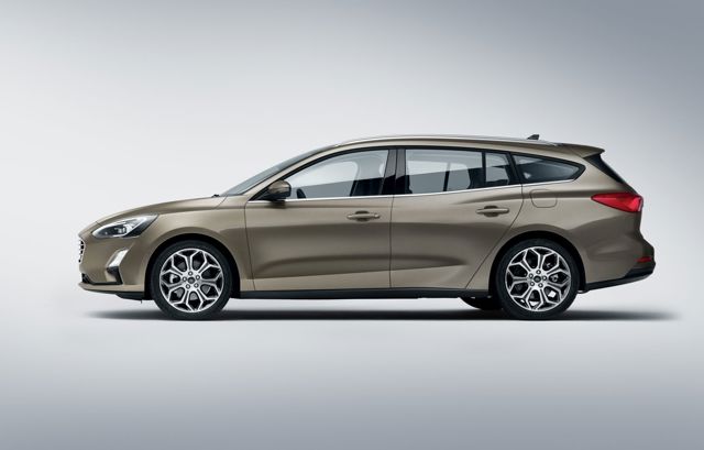 Ford Focus Wagon foto 12