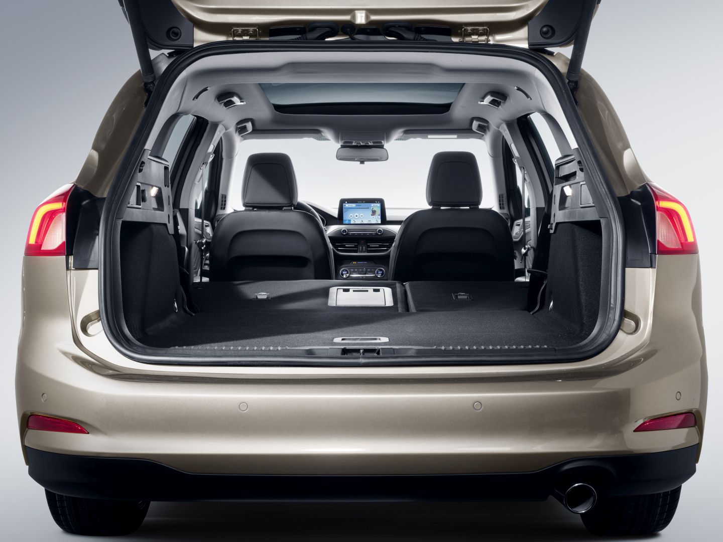 Ford Focus Wagon photo 16