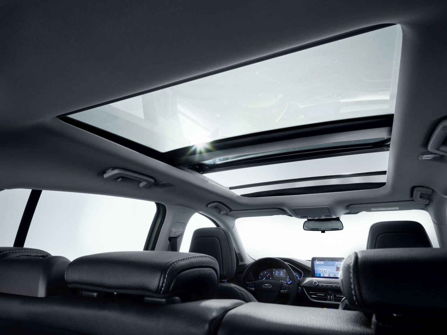 Ford Focus Wagon photo 24