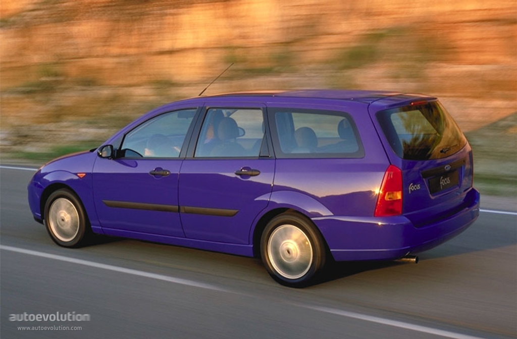 Ford Focus Wagon photo 3