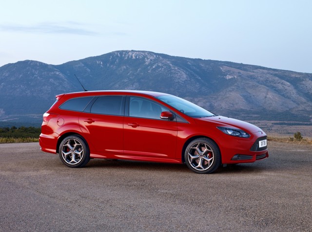 Ford Focus Wagon photo 21