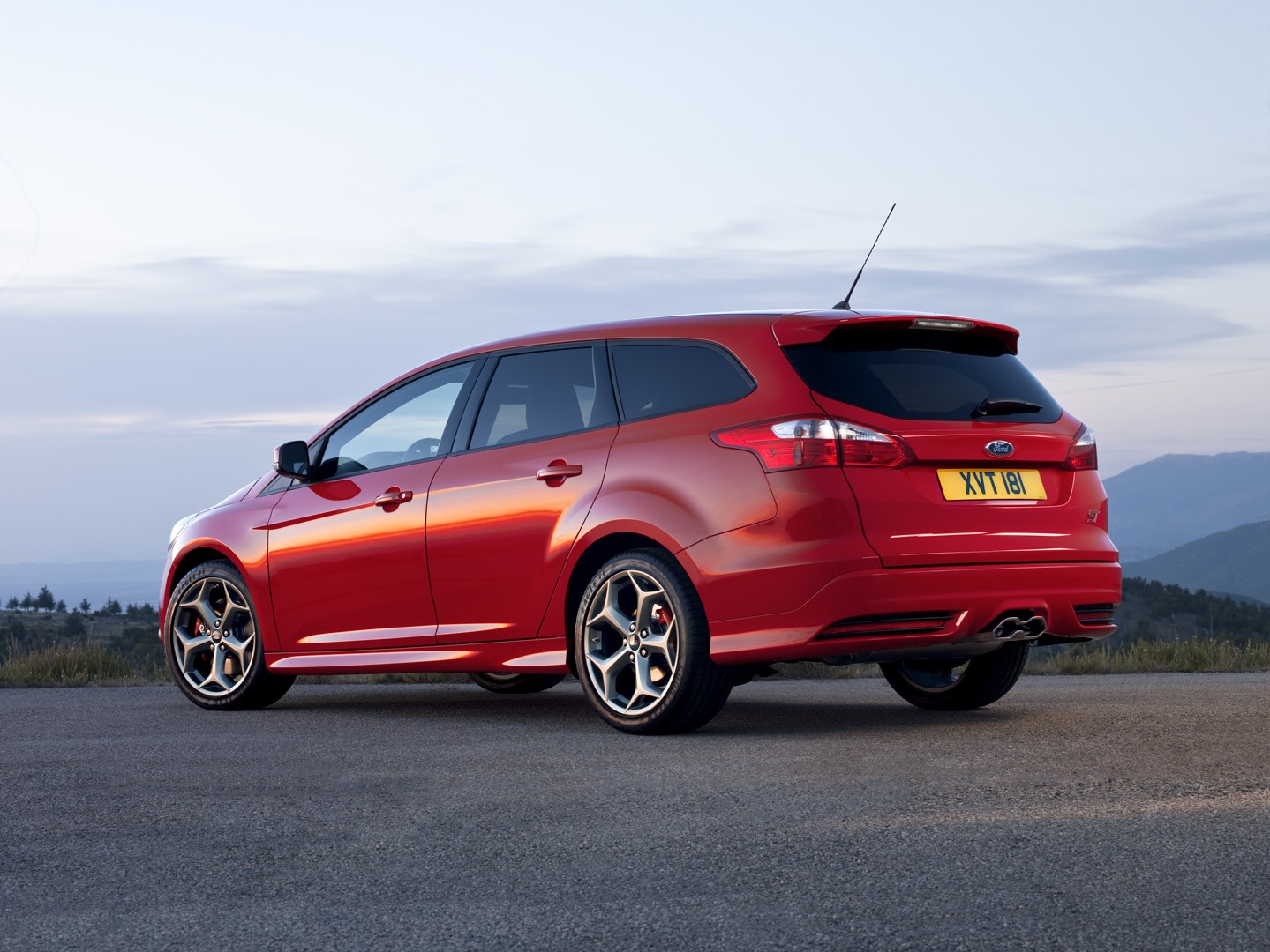 Ford Focus Wagon photo 22