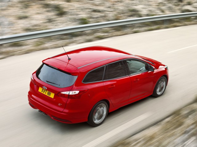 Ford Focus Wagon photo 24