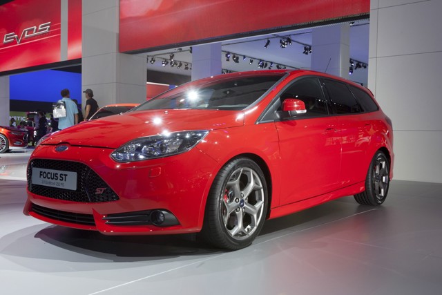 Ford Focus Wagon photo 25