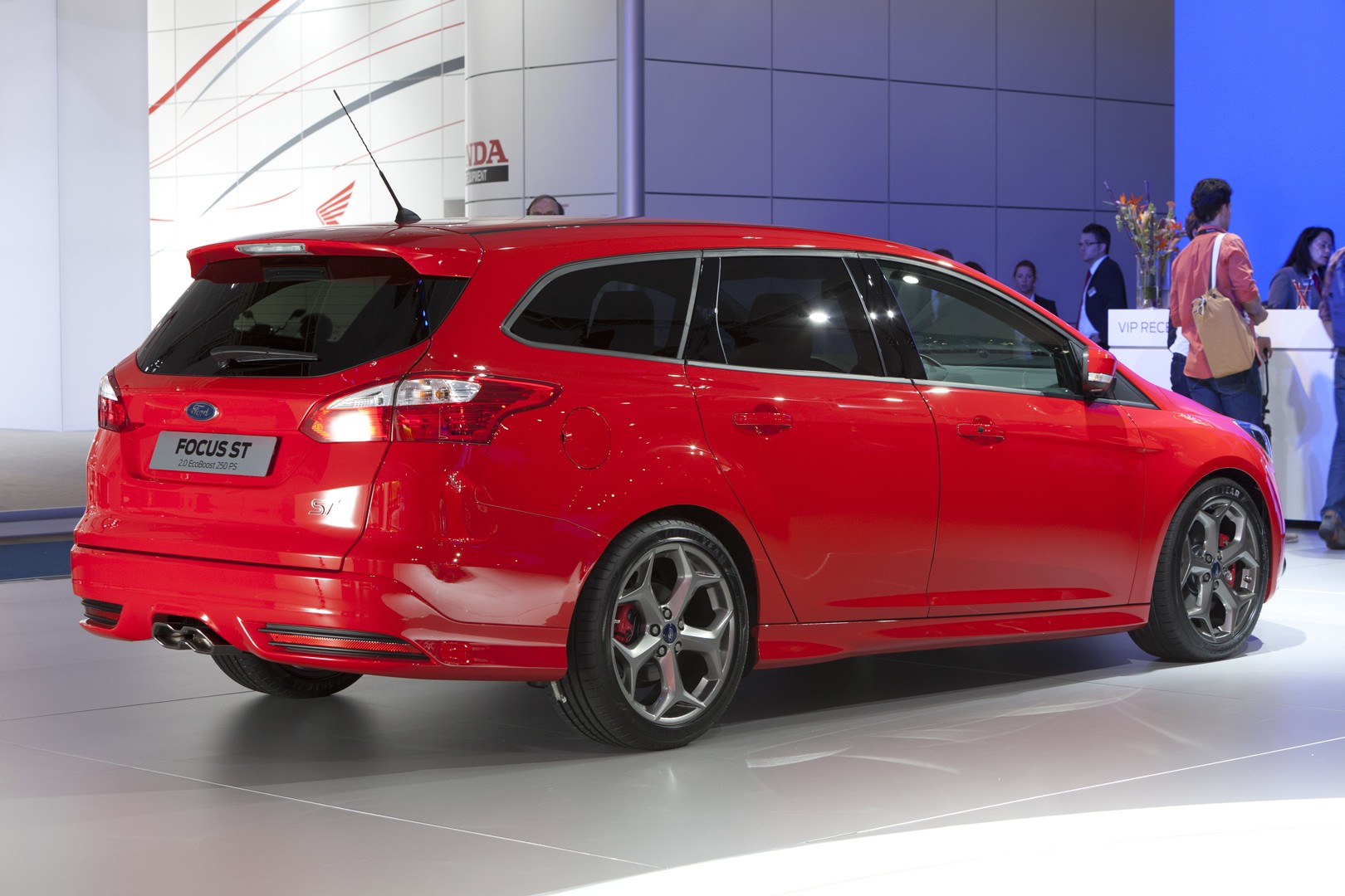 Ford Focus Wagon photo 26