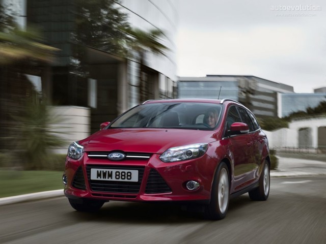 Ford Focus Wagon photo 11