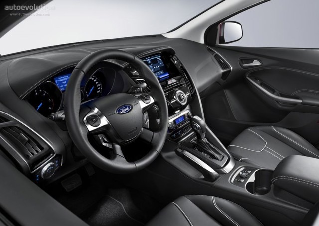Ford Focus Wagon photo 32