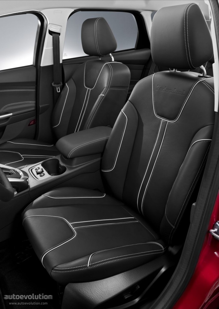 Ford Focus Wagon photo 34