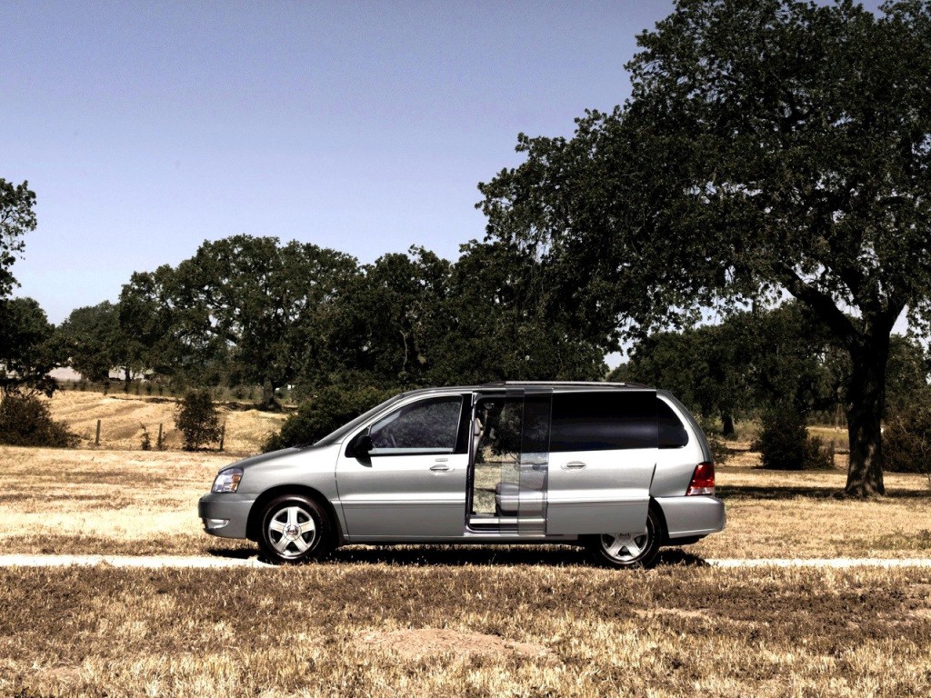 Ford Freestar photo 10