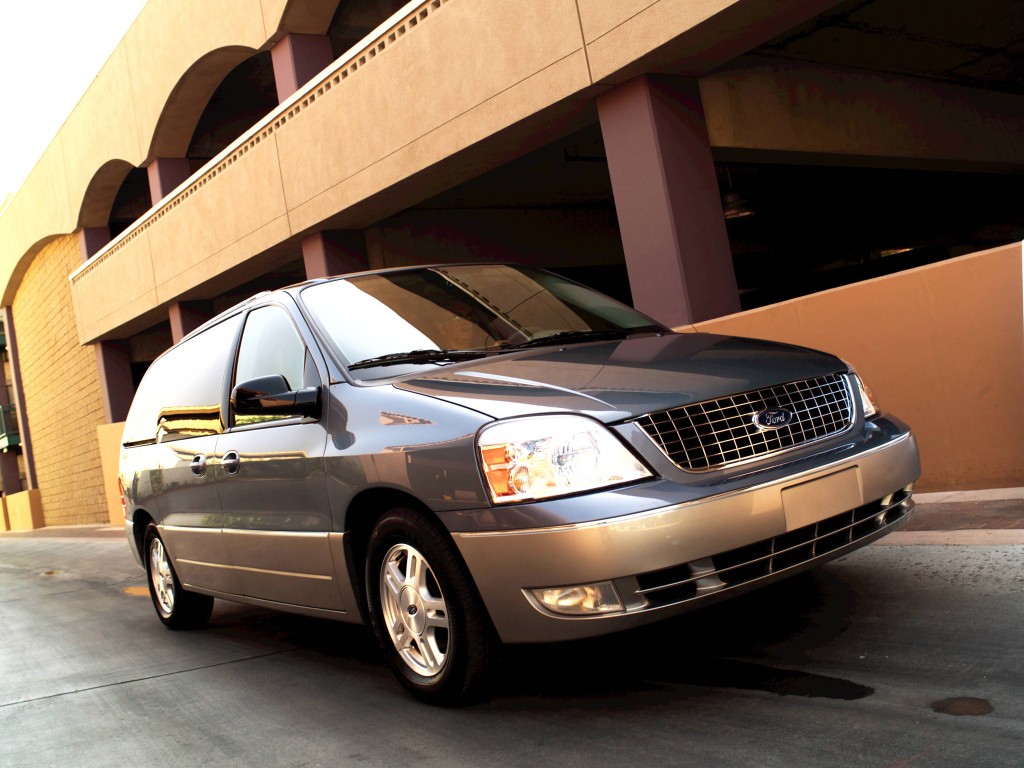 Ford Freestar photo 17