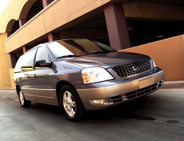Ford Freestar photo 2