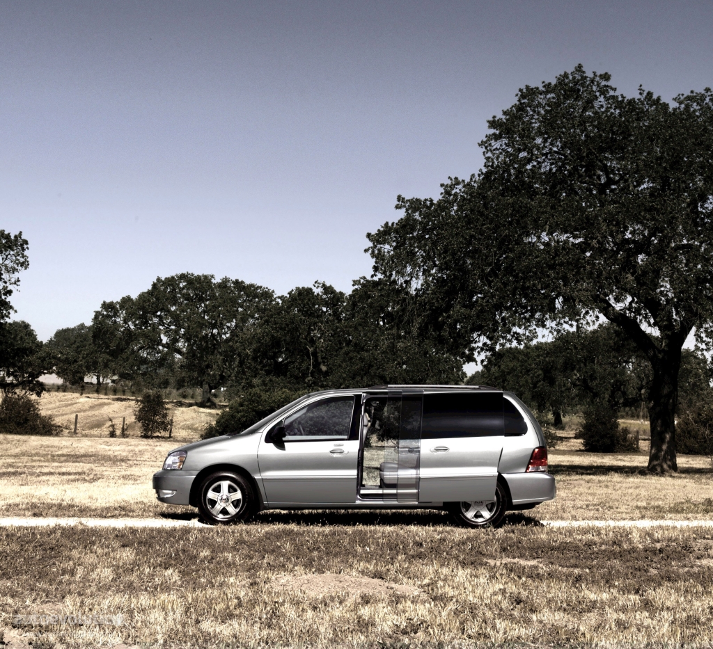 Ford Freestar photo 7